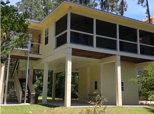 2520 Highway 98, Lanark Village, FL 32323