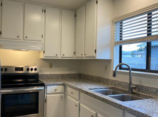 1135 5th St APT 11, Monterey, CA 93940