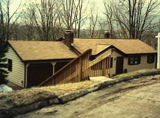 19 Patricia Ln, Newtown, CT 06470