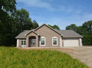 231 S Roaring Fork Dr, Bloomington, IN 47401