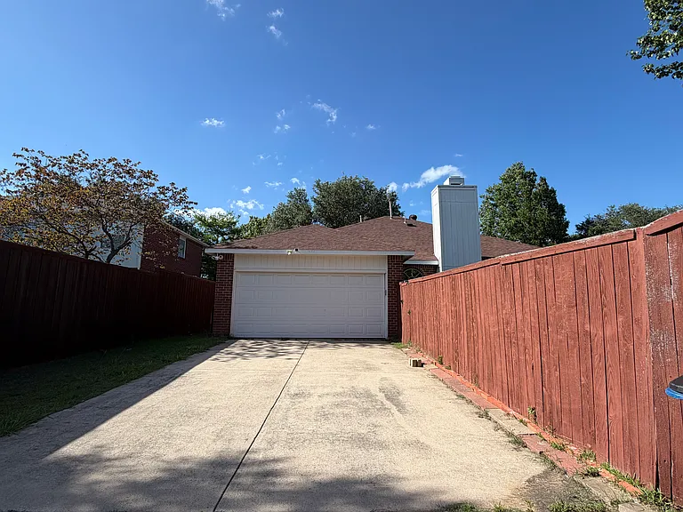 1536 Rustic Trl — Photo 10