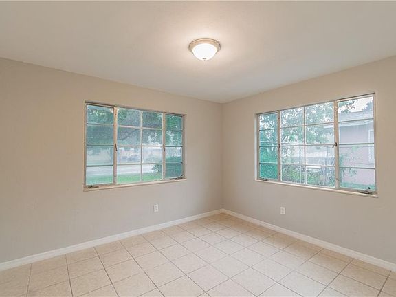 5th image of 1401 26th Ave S
