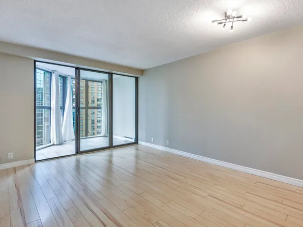 789 Drake St #1104, Vancouver, BC V6Z 2N7