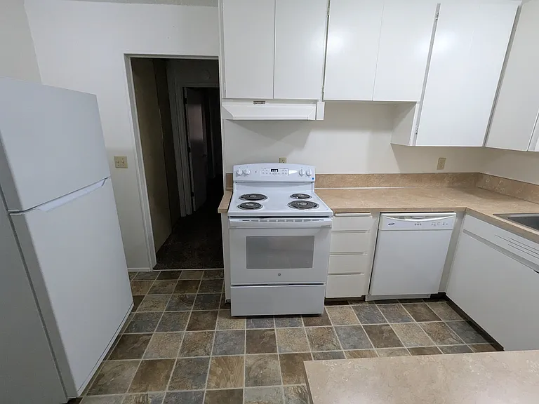 1722 Broadway St NE — Photo 7