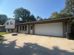 325 Ottawa Dr, Oscoda, MI
