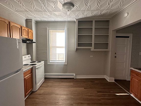 2nd image of 355 Goodrich St #A