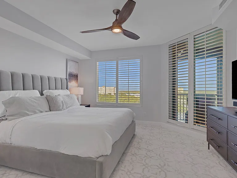 420 Cove Tower Dr #802 — Photo 19