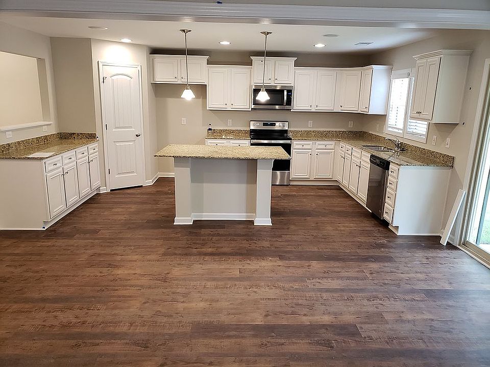 1st image of 2325 Alden Dr
