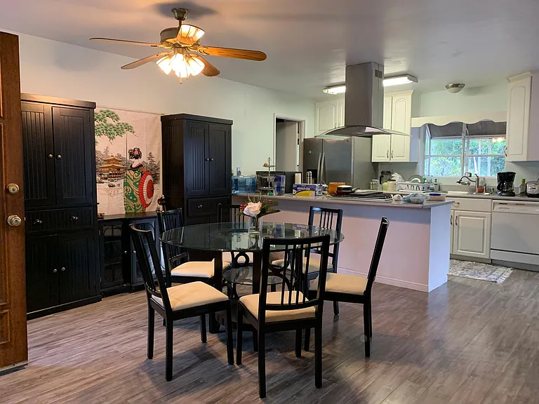 2020 Hanford Dr — Photo 4