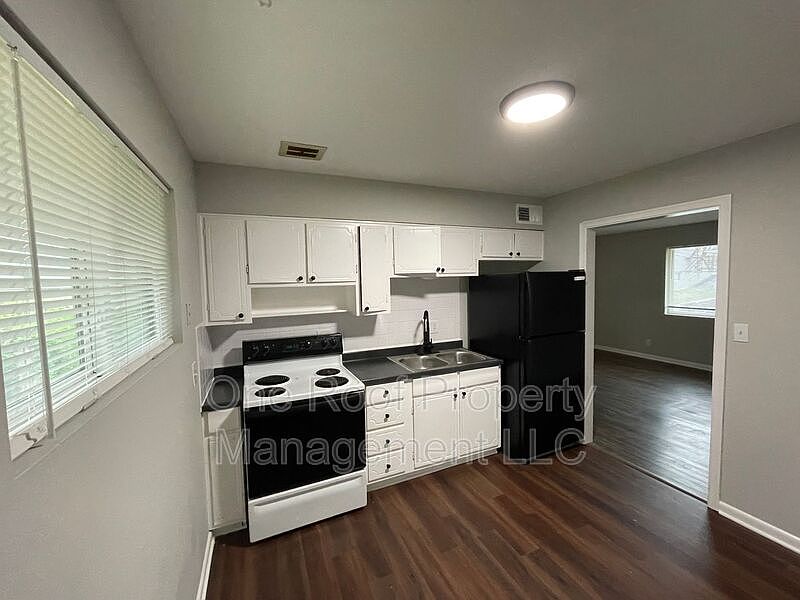 1st image of 638 N 31st St Unit 5