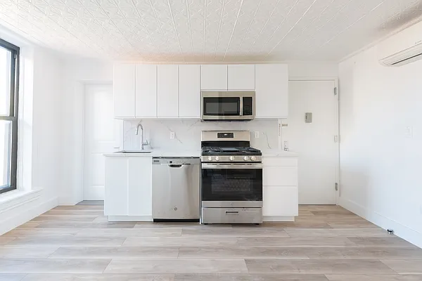 Rented by Corcoran | media 5