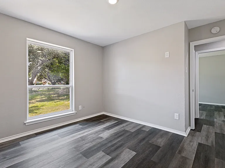 4111 Ocean Reef St — Photo 19