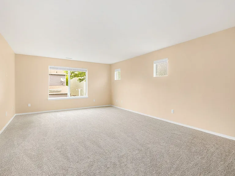 16426 SE 263rd St — Photo 21