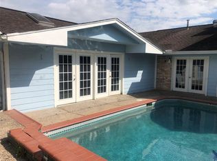 4643 Hollybrook Ln, Houston, TX 77039