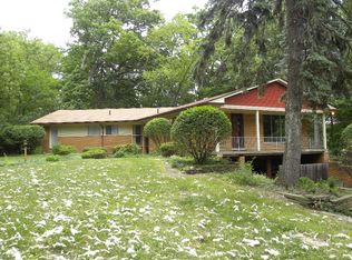 2200 Uplong St, West Bloomfield, MI