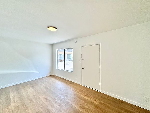 5th image of 3001 Petite Ct #15