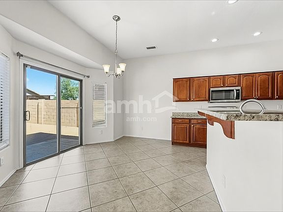 5th image of 5308 S 53rd Ln