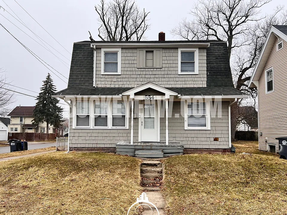 554 Brighton Ave