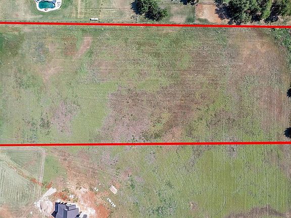 2nd image of 4905 Tilden Trl NE