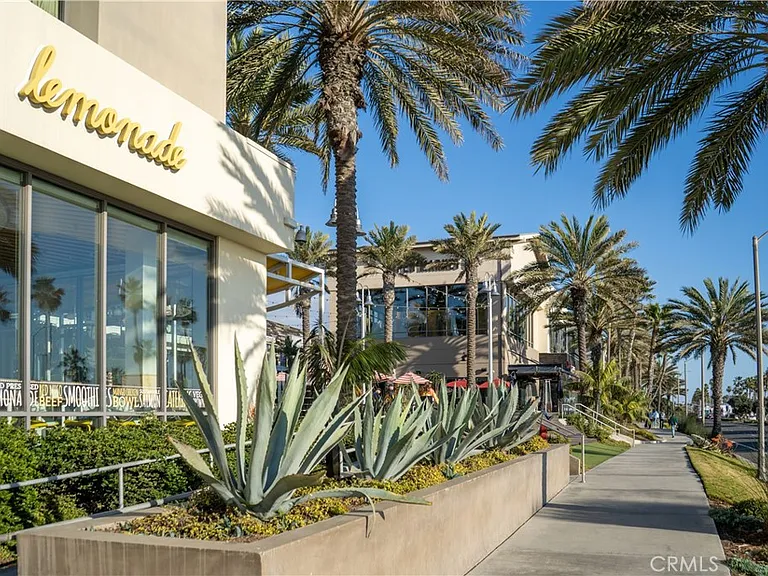 1200 Pacific Coast Hwy #327 — Photo 39