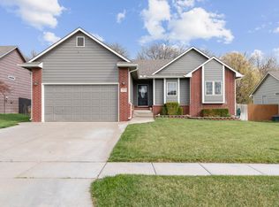 306 E Stone Creek St, Derby, KS 67037
