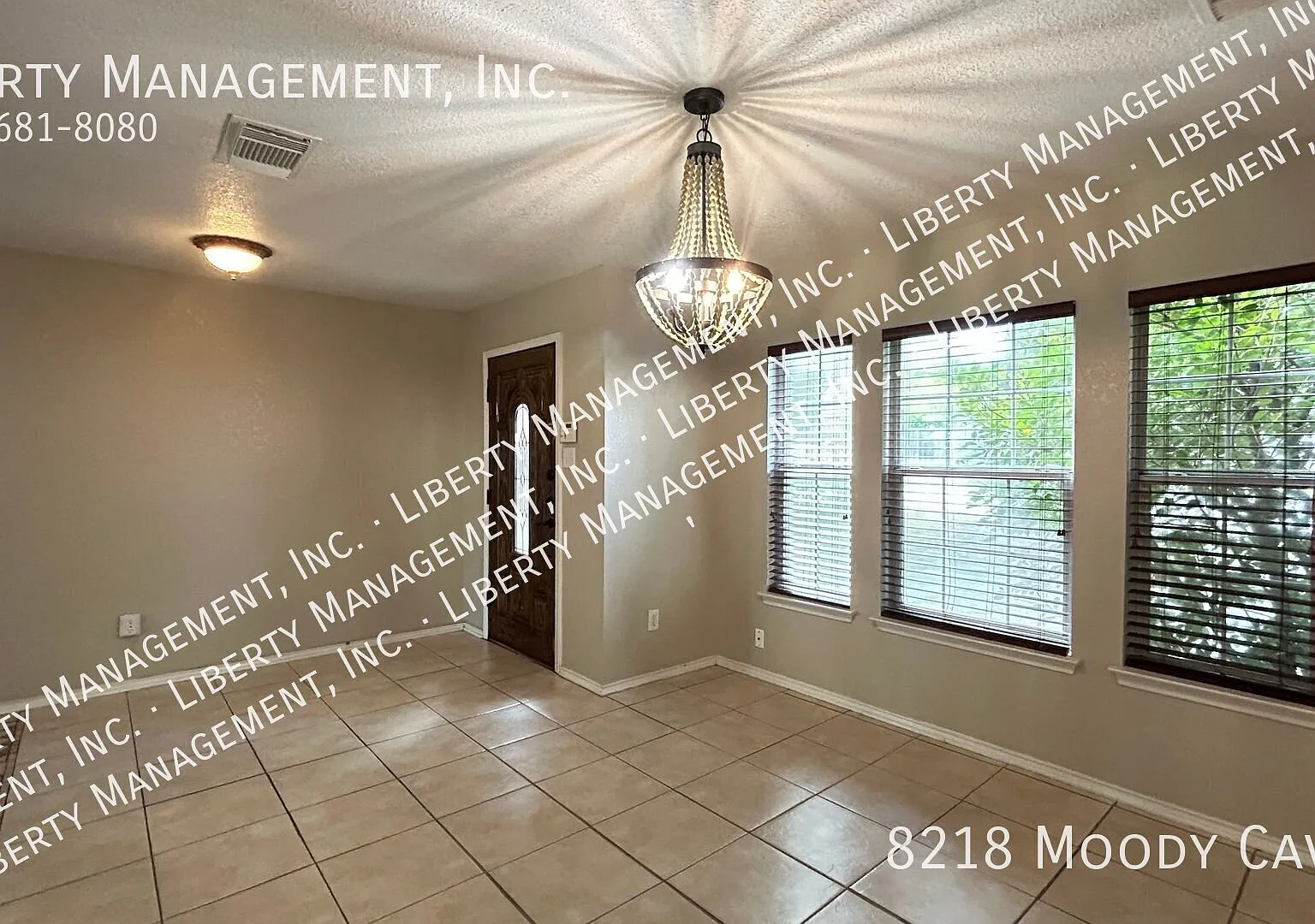 Beautiful and Spacious Home — Photo 4