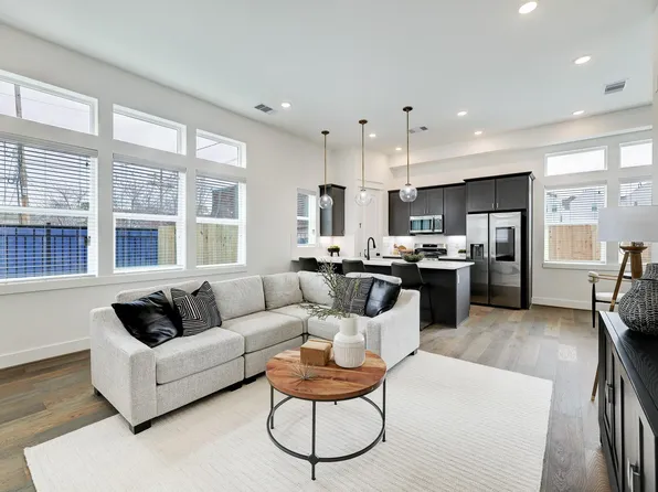 9311 Montridge Dr, Houston, TX 77080