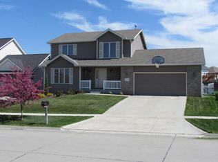 5544 N 18th St, Lincoln, NE 68521