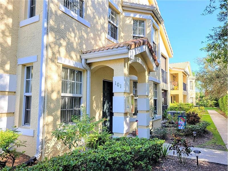 1st image of 148 SW Peacock Blvd APT 25-101