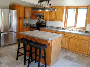 12 Forest St, Naugatuck, CT 06770