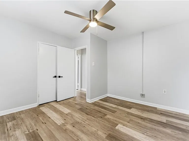 1307 Elizabeth Ave SW — Photo 12