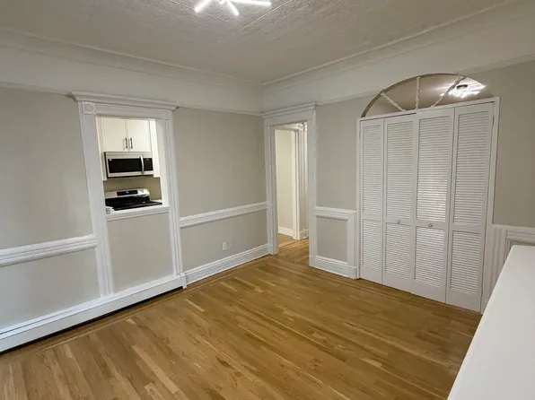 532a Henry Street image 2 of 6