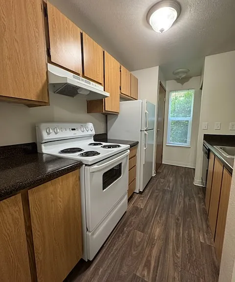 250 Weatherstone Ln NE #A — Photo 5