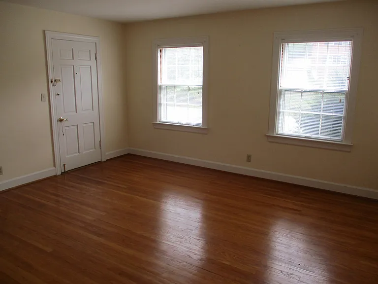 2721 Brownsboro Rd #2 — Photo 7