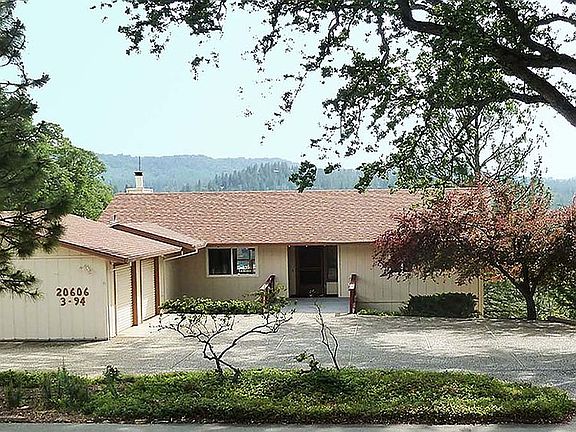 2nd image of 20606 Nob Hill Cir