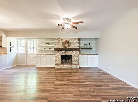 4th image of 1027 Cerro Alto Dr