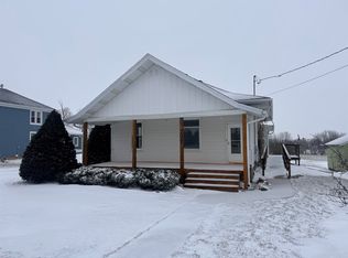 209 Jessie St, Ossian, IA 52161