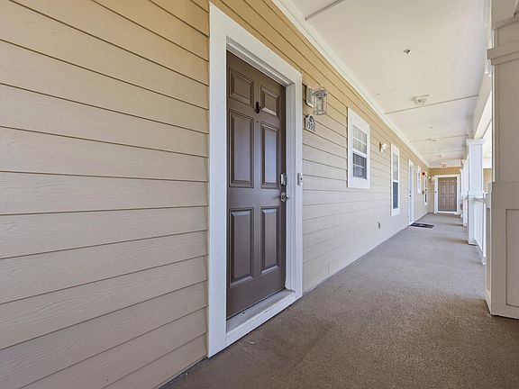 2nd image of 6203 Catalina Dr. #1533