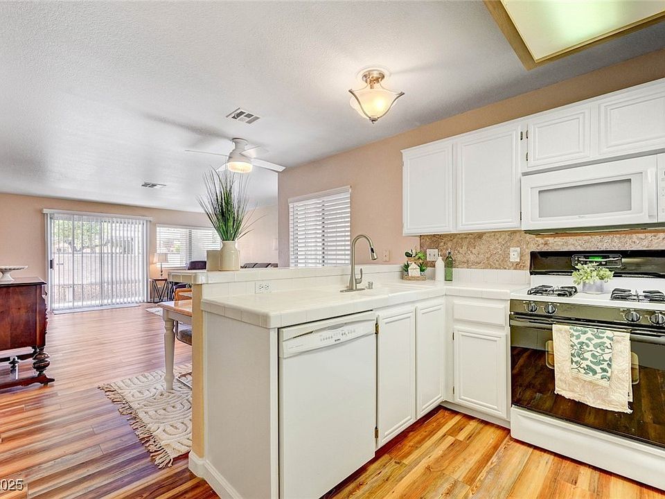 1st image of 3125 N Buffalo Dr Unit 1091