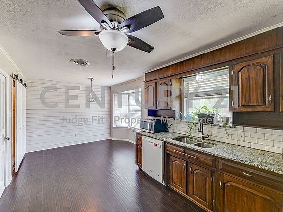 5th image of 5625 Woodway Dr