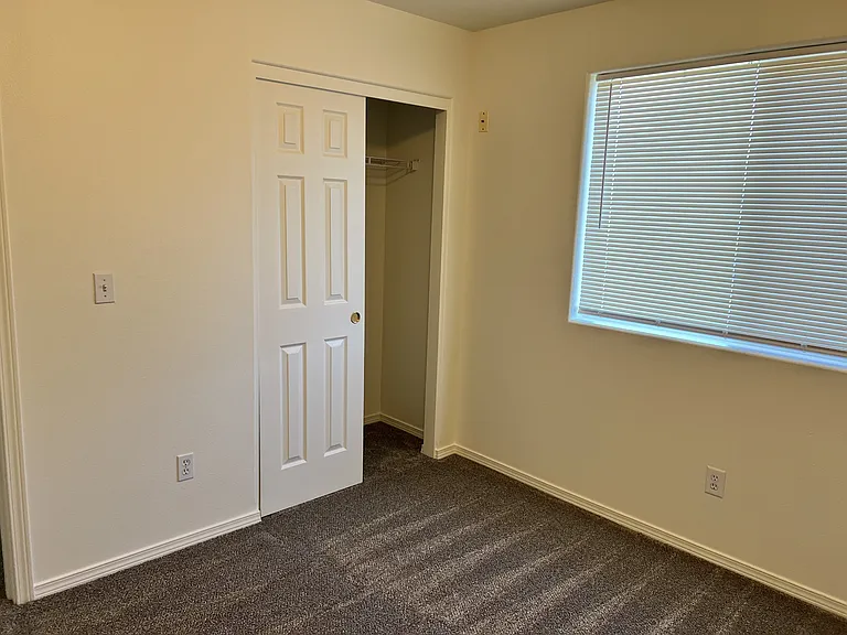 4059 Thoroughbred Ave SE — Photo 14