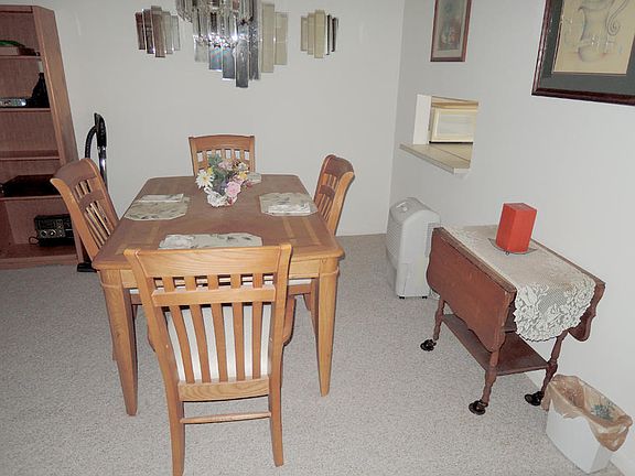 3rd image of 1218 S Lakes End Dr APT B