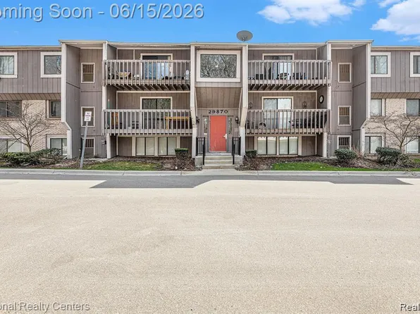 29870 W Twelve Mile Rd APT 703, Farmington, MI 48334