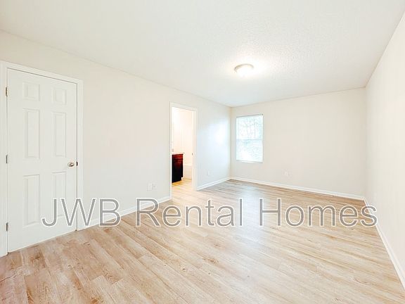 5th image of 3120 W 20th St
