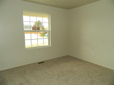 5th image of 11470 Wilamette Way