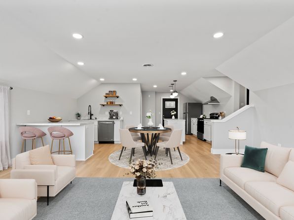 111 E Rhine St #1