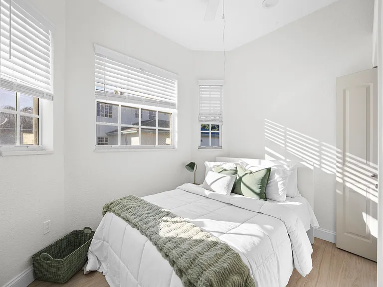 6934 Grapeview Blvd — Photo 37