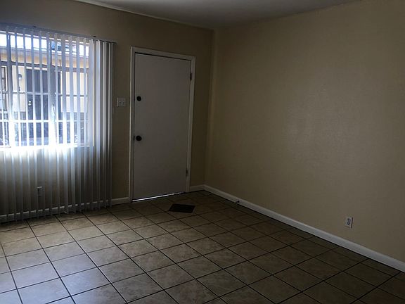 2nd image of 3912 Memphis Ave APT 3