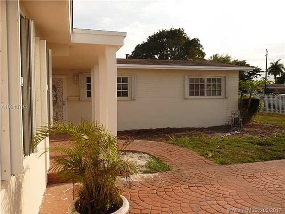 3rd image of 17521 NW 12th Ave