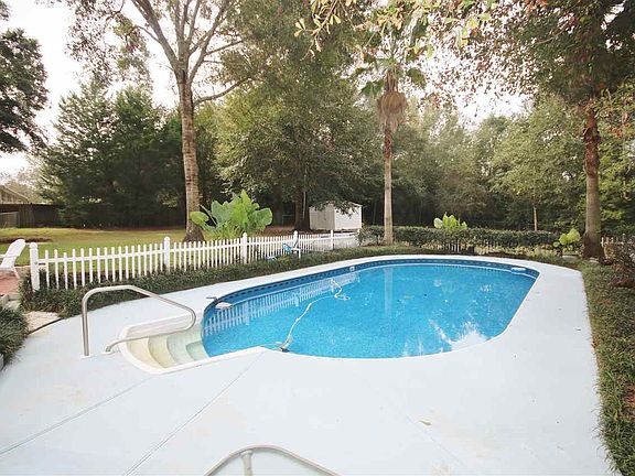 3rd image of 3209 Deer Ridge Rd